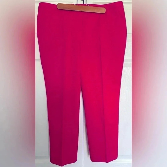 Worthington Women’s Stunning Fuchsia Capri Pink Pants Design Print Size 12 EUC - Picture 4 of 11